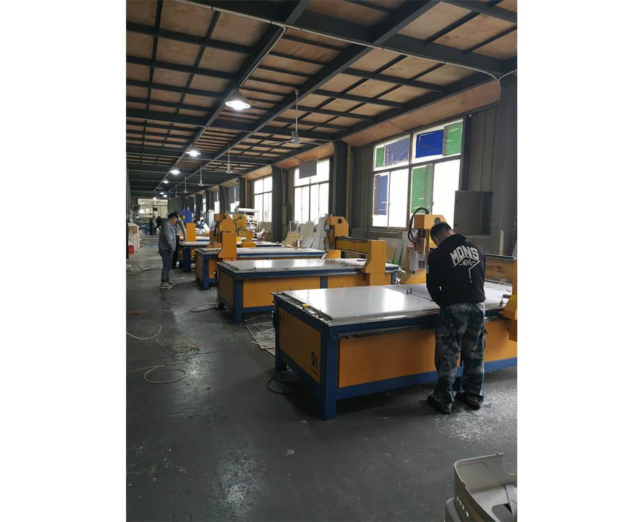 雕刻機設(shè)備